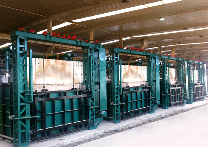 蓄熱式室式加熱爐